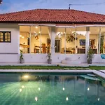 Villa Janitra